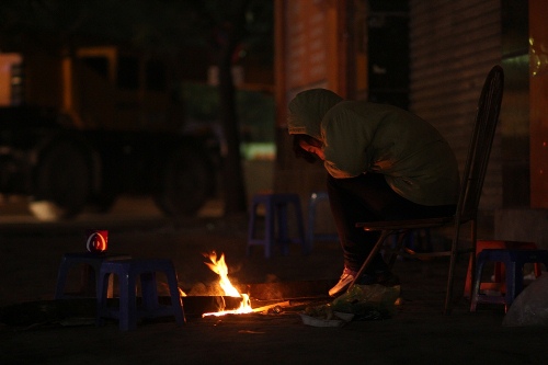 Hà Nội lạnh cắt da cắt thịt, những khung hình ghi lúc 4h sáng